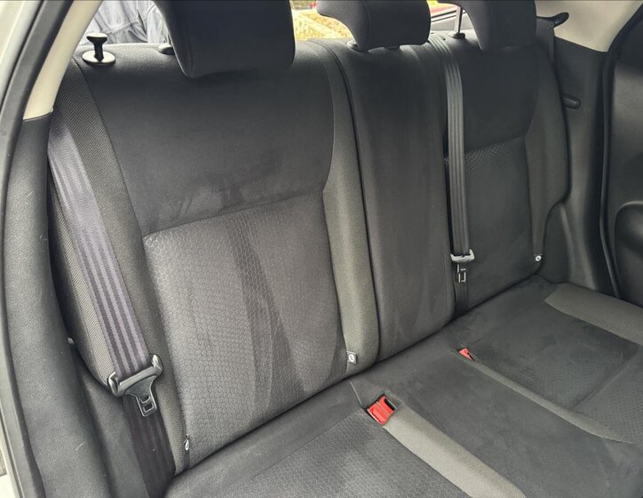 Nissan Juke Hatchback 1,6 l 86 kw