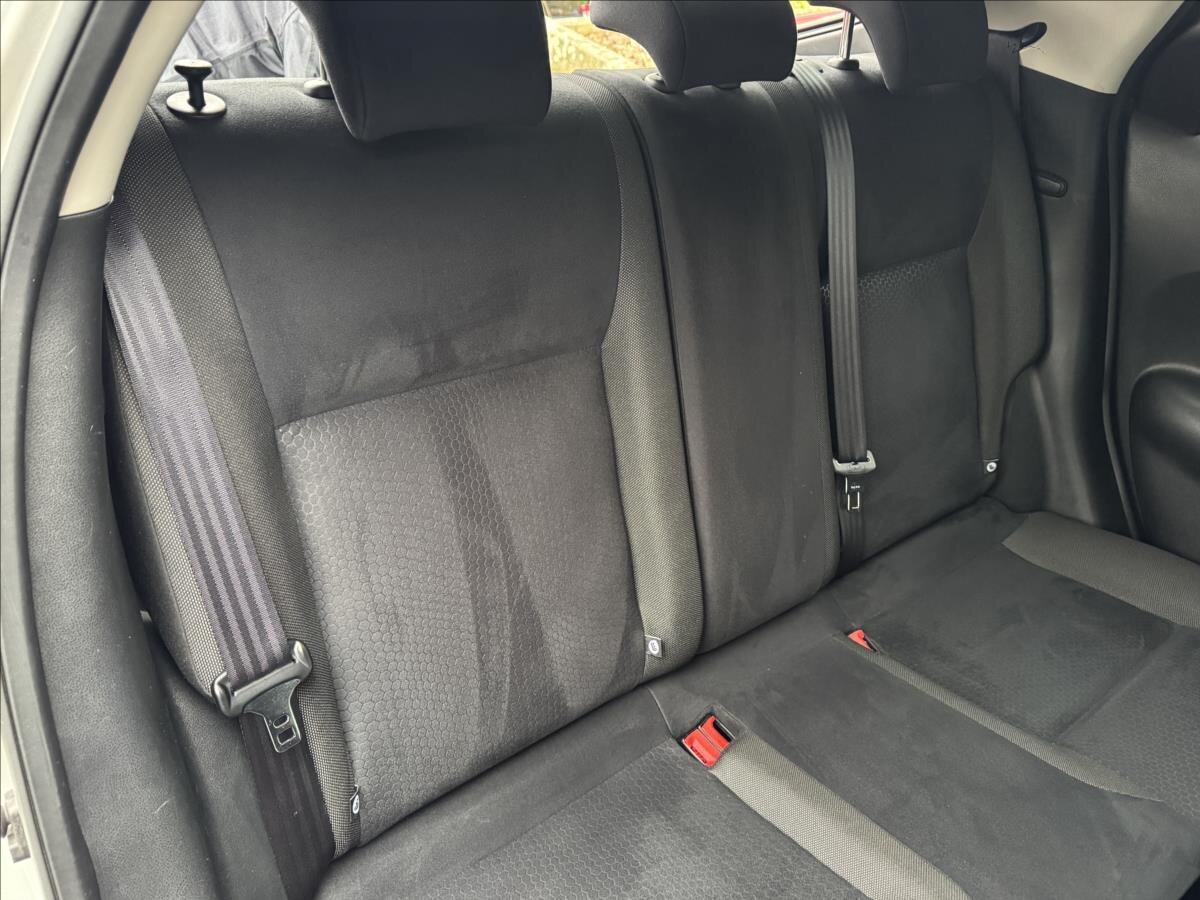 Nissan Juke Hatchback 1,6 l 86 kw