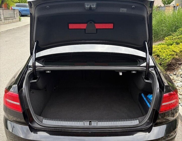 Volkswagen Passat Sedan 0,0 0