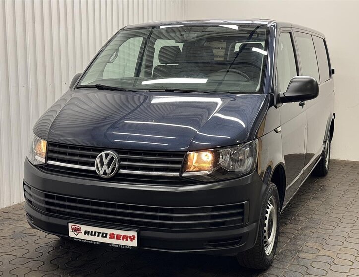 Volkswagen Transporter 1