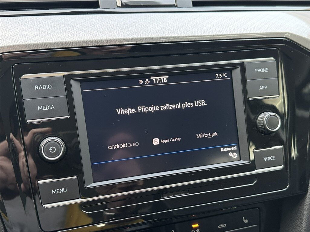 Volkswagen Passat Kombi 1,5 l 110 kw