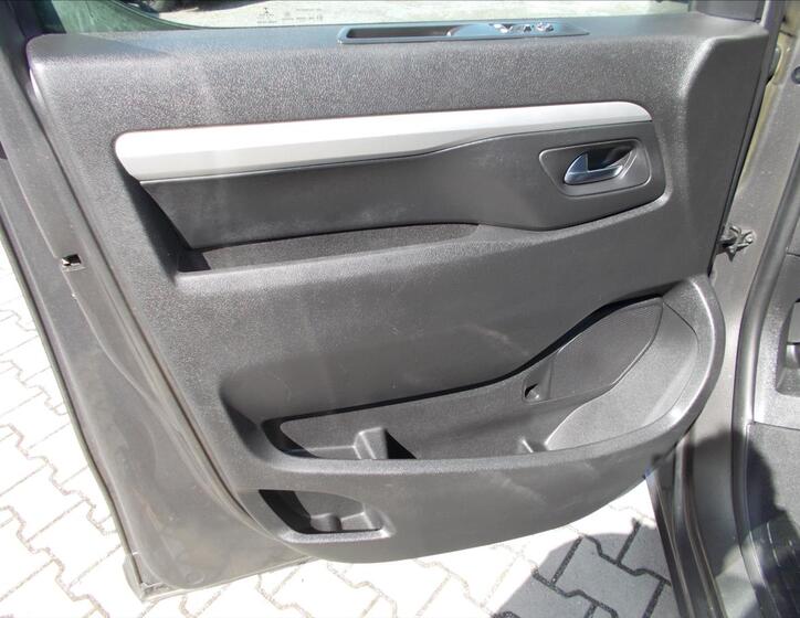 Peugeot Traveller 34