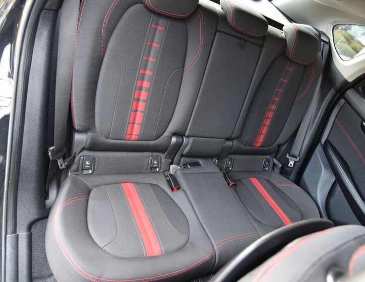 BMW Řada 2 MPV 1,5 l 100 kw