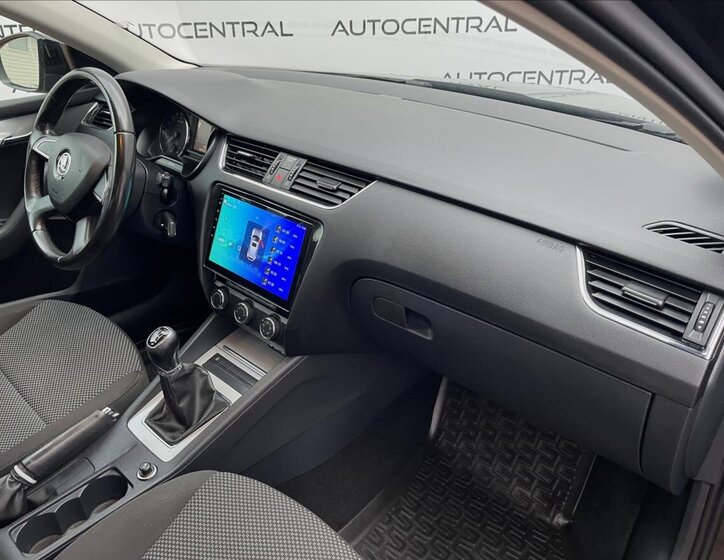 Škoda Octavia Kombi 2,0 l 110 kw