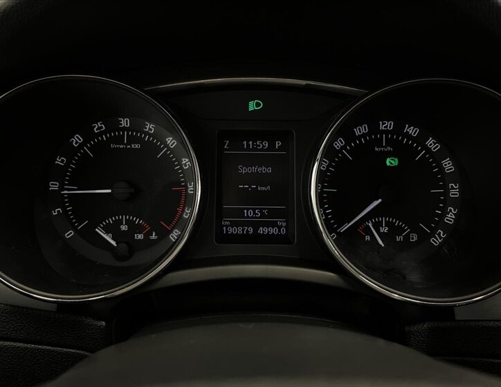 Škoda Superb Kombi 2,0 l 125 kw