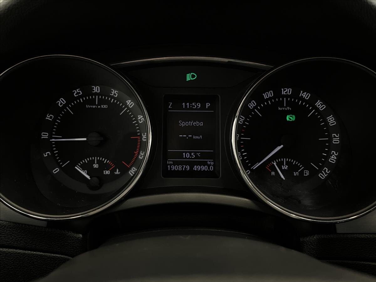 Škoda Superb Kombi 2,0 l 125 kw