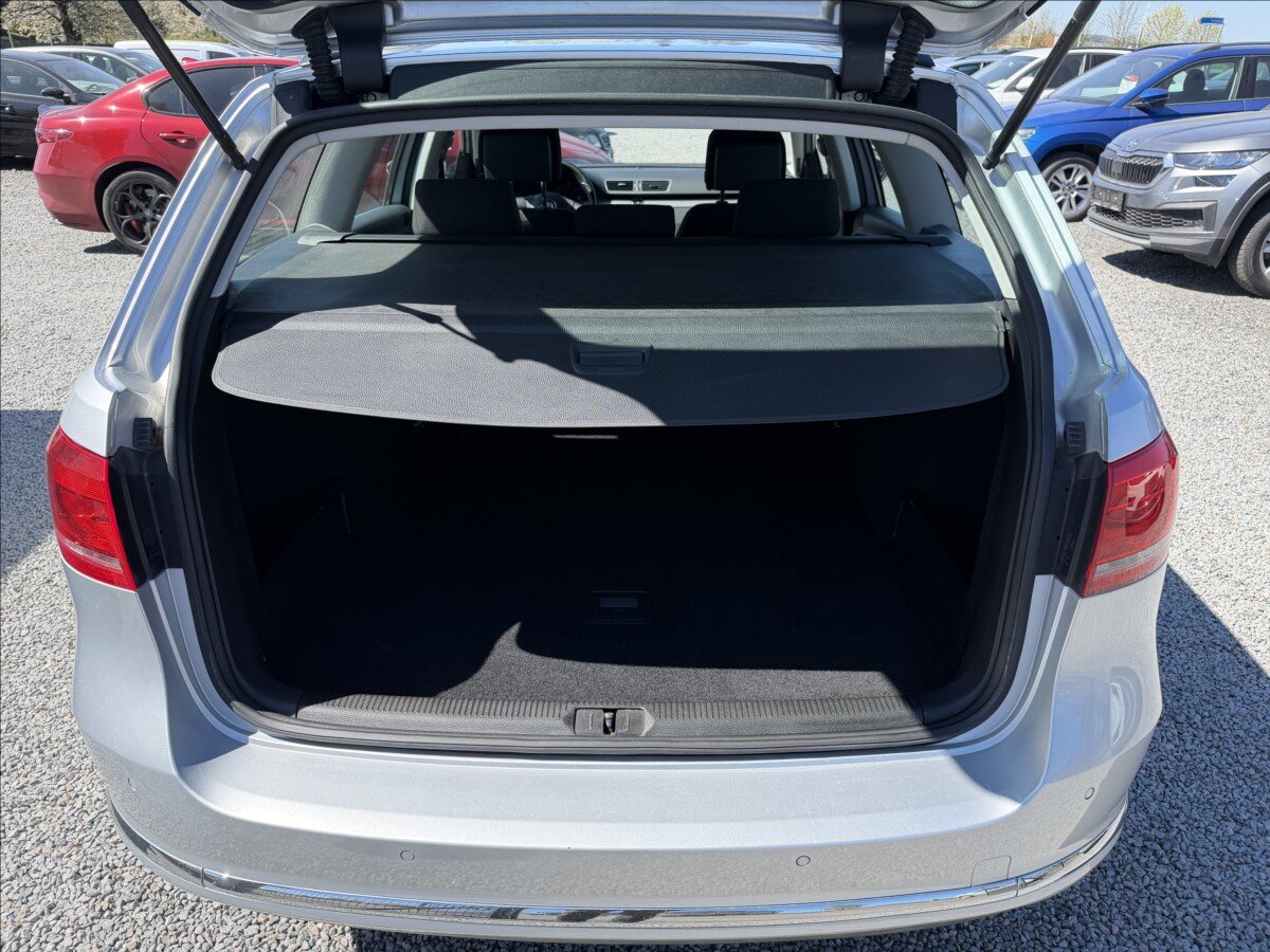Volkswagen Passat Kombi 2,0 l 103 kw