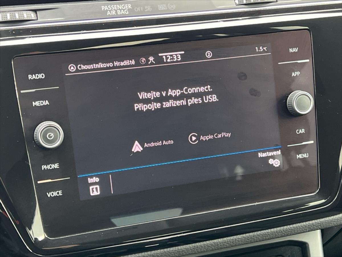 Volkswagen Touran MPV 1,5 l 110 kw