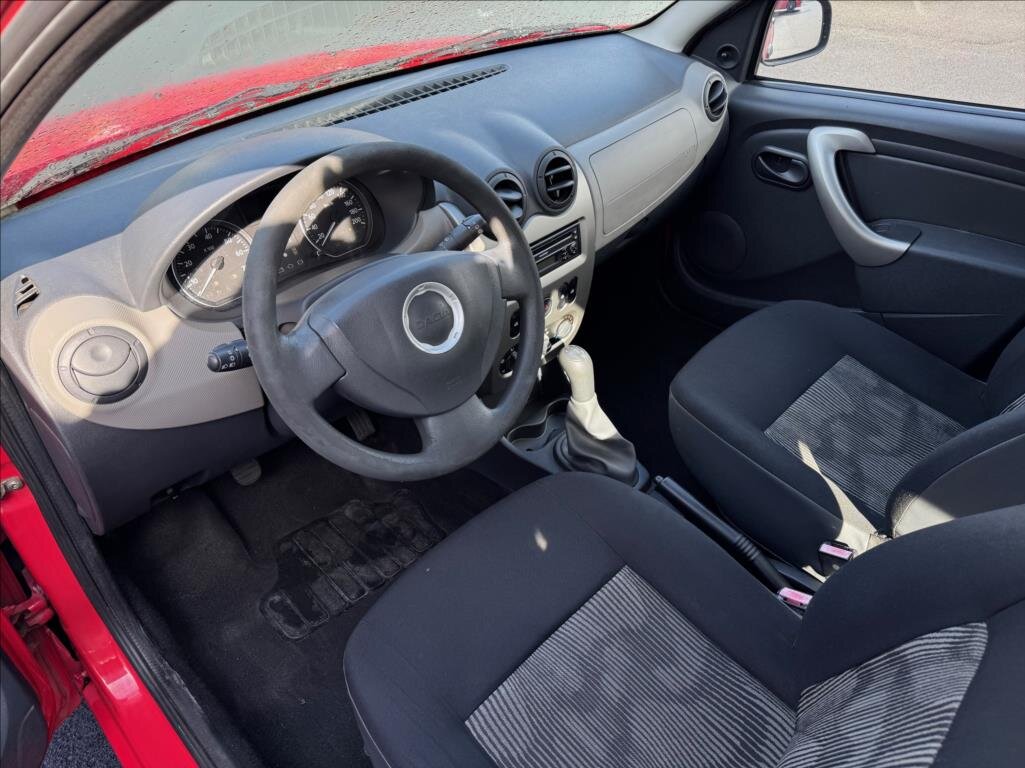 Dacia Sandero Hatchback 1,1 l 55 kw