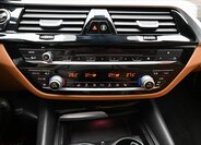 BMW Řada 5 Kombi 3,0 l 195 kw