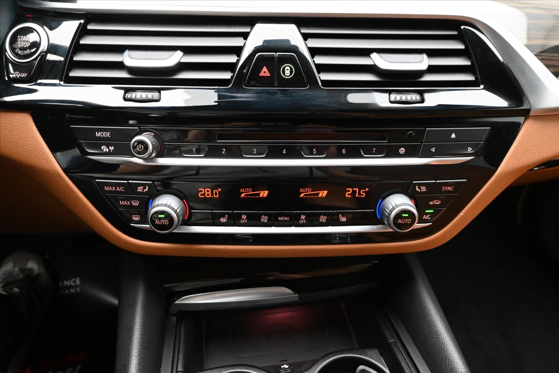 BMW Řada 5 Kombi 3,0 l 195 kw