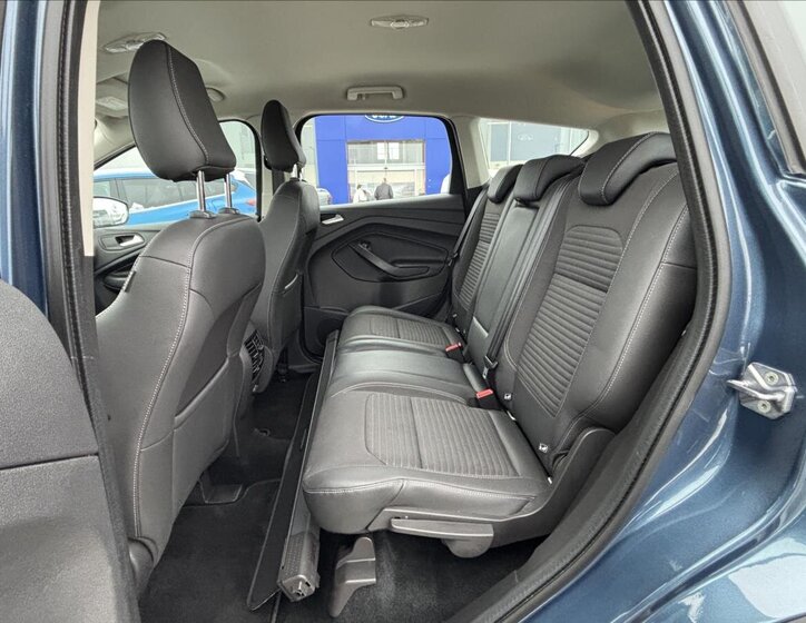 Ford Kuga SUV 2,0 l 110 kw