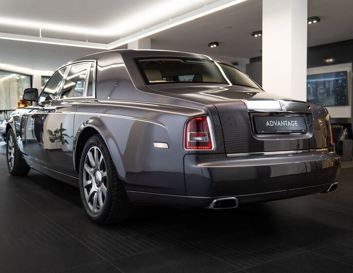Rolls-Royce Phantom Sedan 6,7 l 338 kw