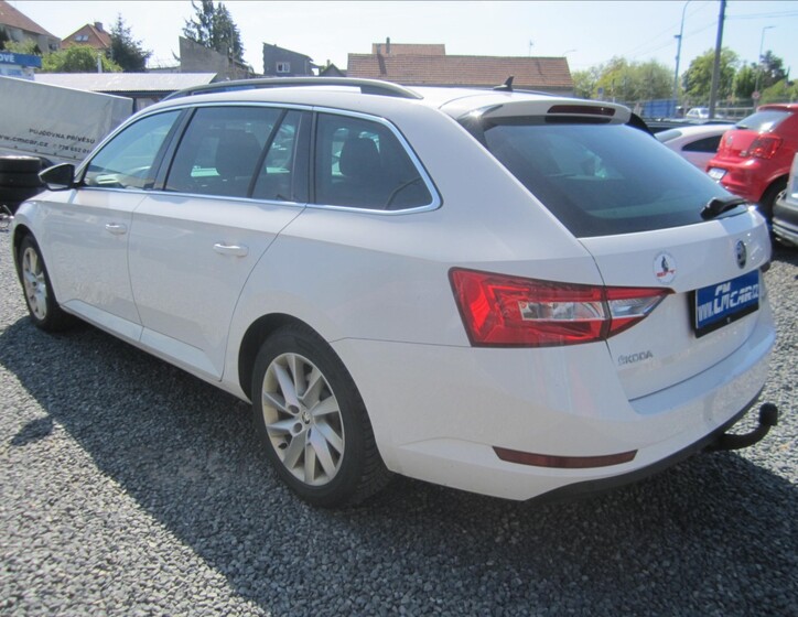 Škoda Superb 6