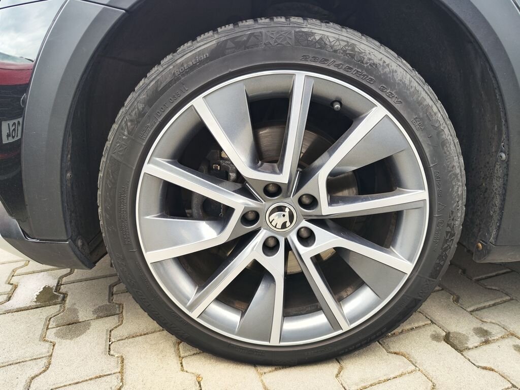 Škoda Superb Kombi 2,0 l 147 kw