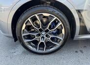 BMW X7 4