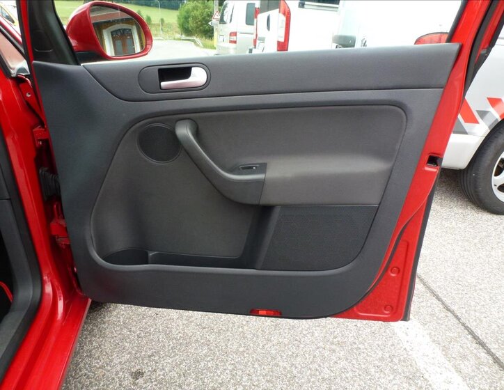 Volkswagen Golf Plus Kombi 1,6 l 85 kw