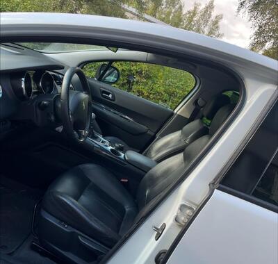Peugeot 3008 4