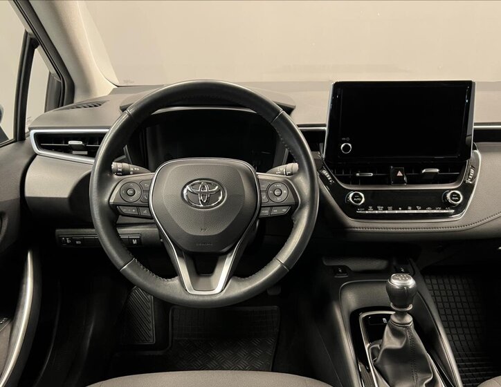 Toyota Corolla Sedan 1,5 l 92 kw