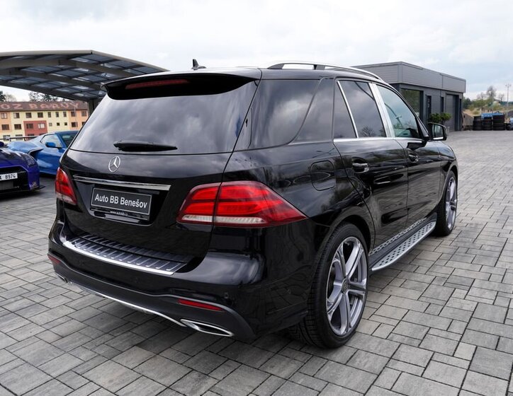 Mercedes-Benz GLE SUV / Terénní 3,0 l 190 kw
