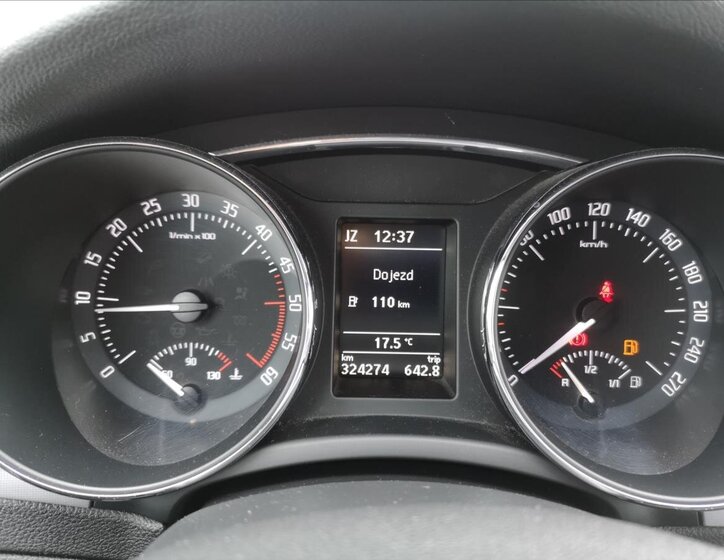 Škoda Superb Sedan / Limuzína 2,0 l 147 kw