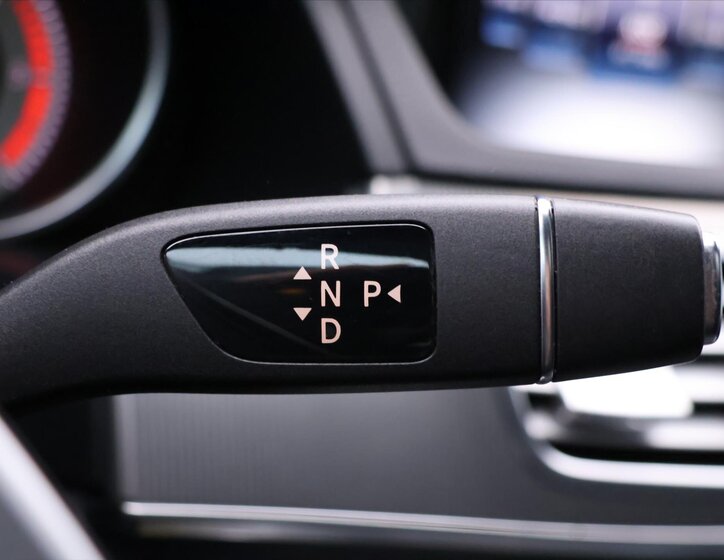 Mercedes-Benz Třídy E 23