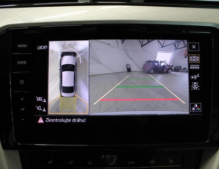 Volkswagen Passat 25