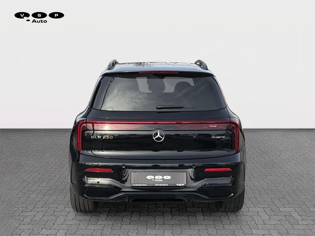 Mercedes-Benz GLB SUV / Terénní 0,0 260 kw