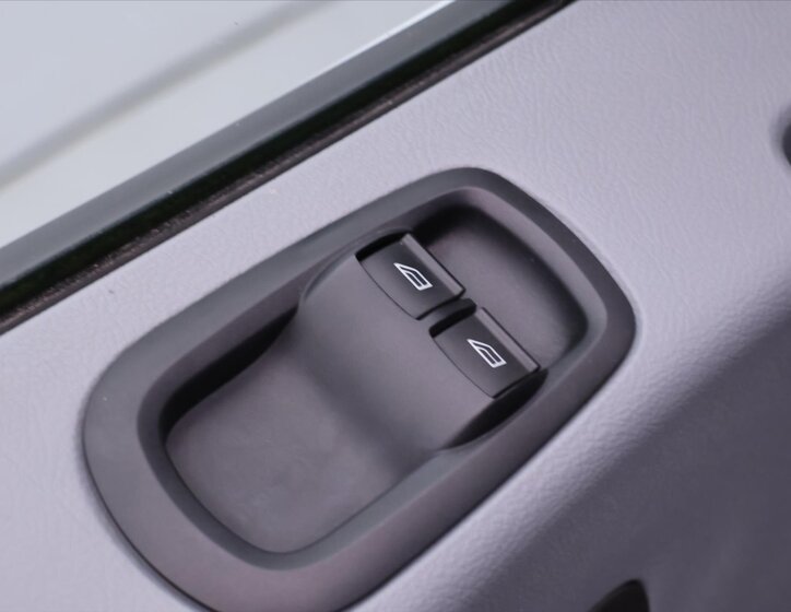 Ford Transit Skříň 2,0 l 125 kw