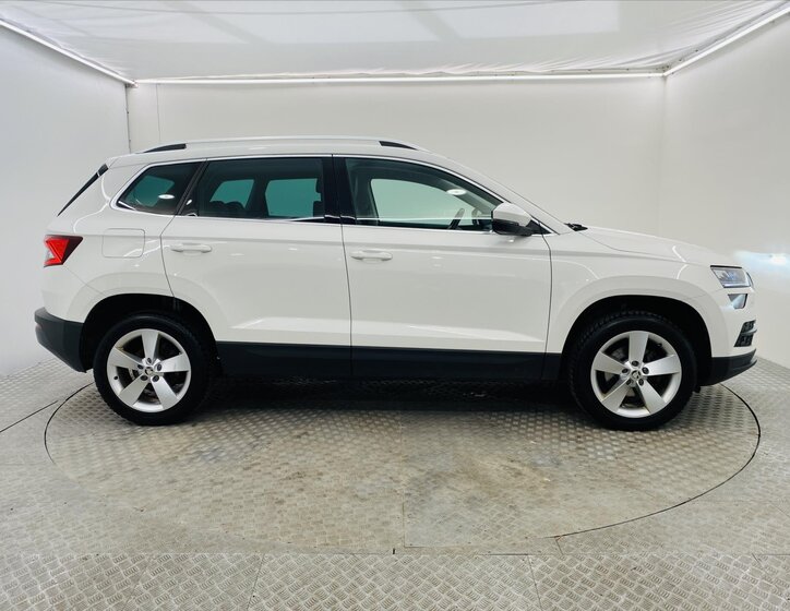 Škoda Karoq SUV / Terénní 1,5 l 110 kw