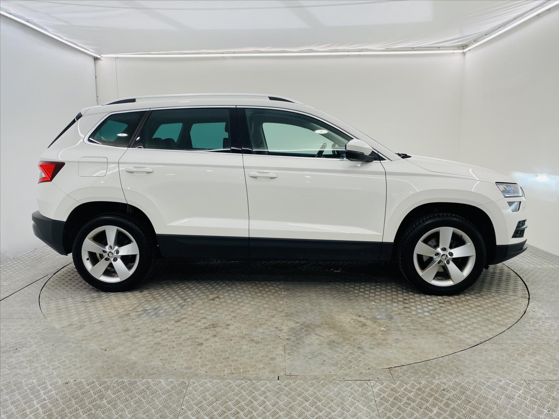 Škoda Karoq SUV / Terénní 1,5 l 110 kw