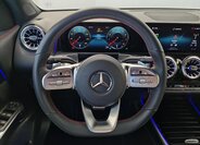 Mercedes-Benz GLB 10