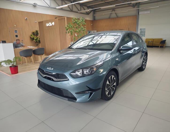 KIA Ceed 1