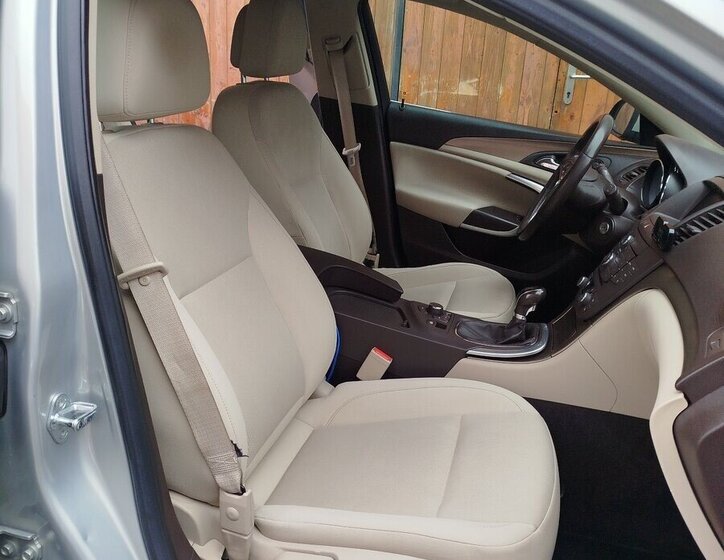 Opel Insignia Kombi 0,0 96 kw