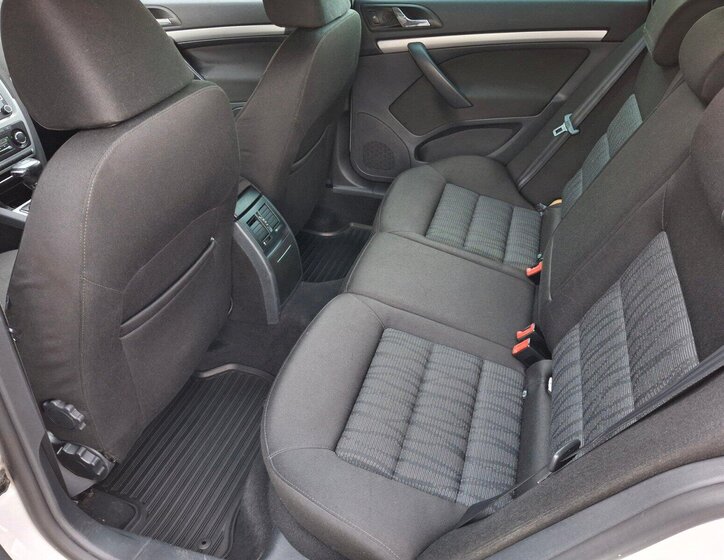 Škoda Octavia Kombi 2,0 l 103 kw