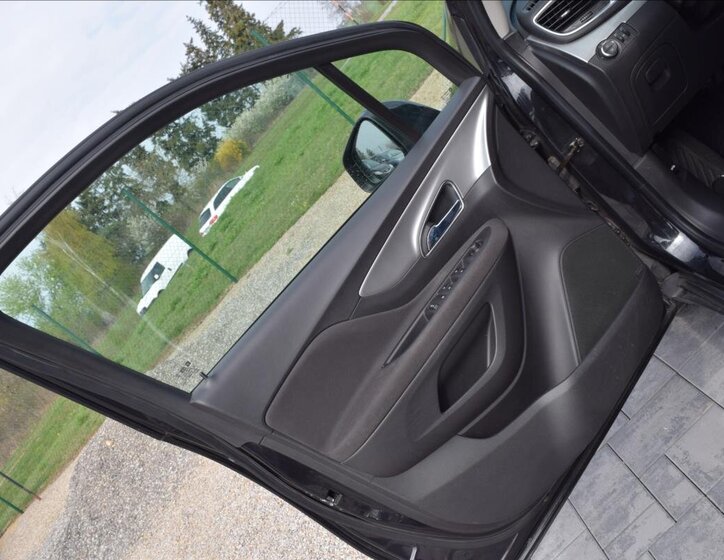 Opel Mokka SUV / Terénní 1,4 l 103 kw