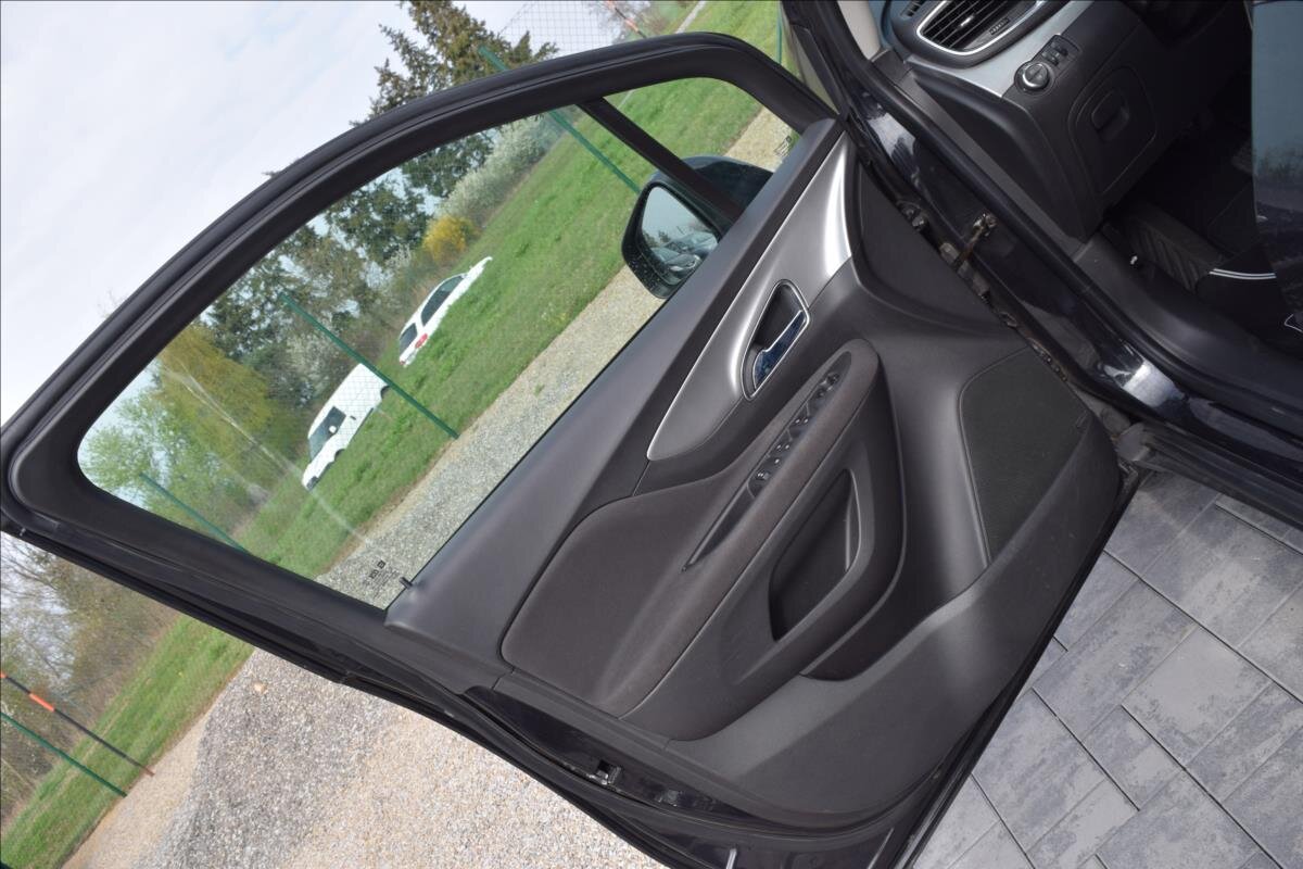 Opel Mokka SUV / Terénní 1,4 l 103 kw