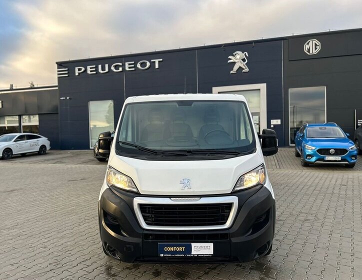 Peugeot Boxer 8