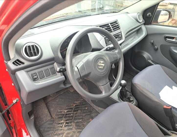 Suzuki Alto 16