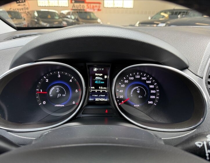 Hyundai Santa Fe SUV / Terénní 2,2 l 145 kw