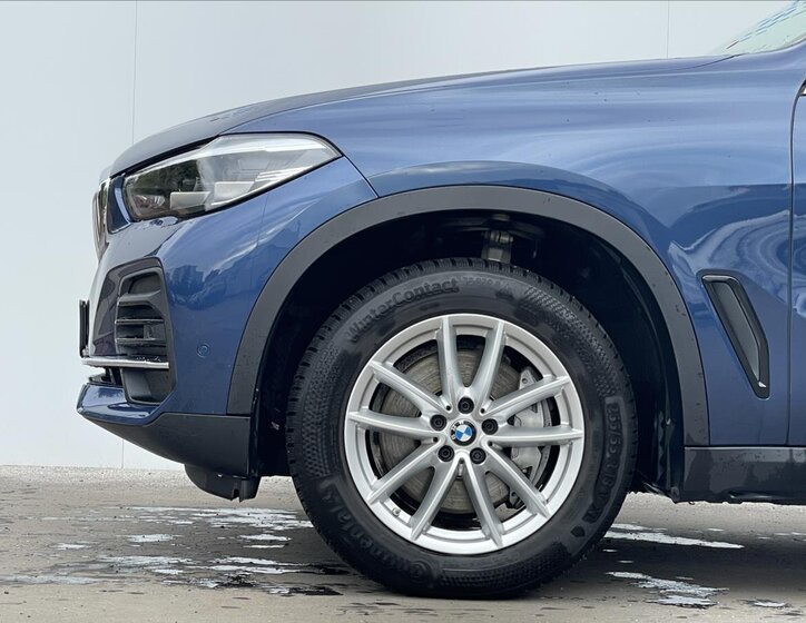 BMW X5 SUV 3,0 l 245 kw