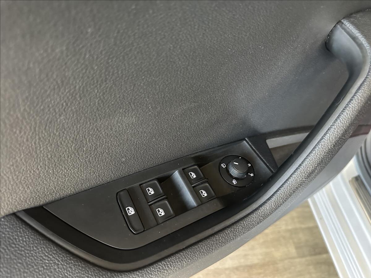 Škoda Superb Kombi 2,0 l 110 kw