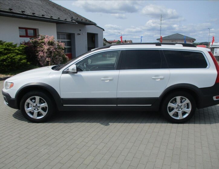 Volvo XC70 2