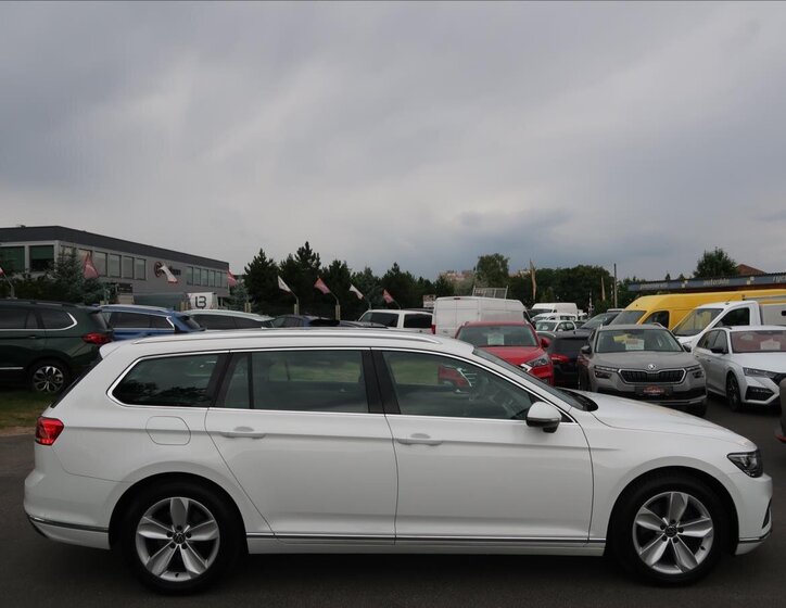 Volkswagen Passat Kombi 2,0 l 110 kw