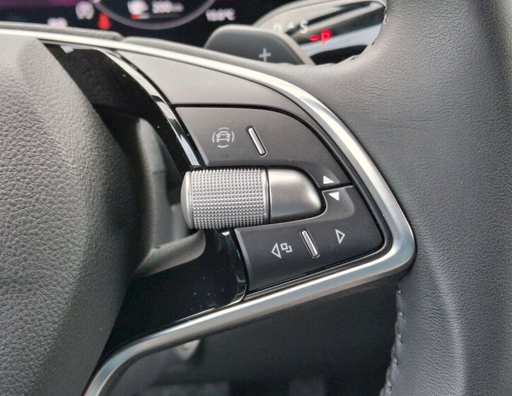 Škoda Kodiaq SUV / Terénní 1,5 l 150 kw