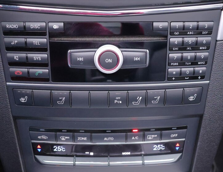 Mercedes-Benz Třídy E Kabriolet 2,1 l 125 kw