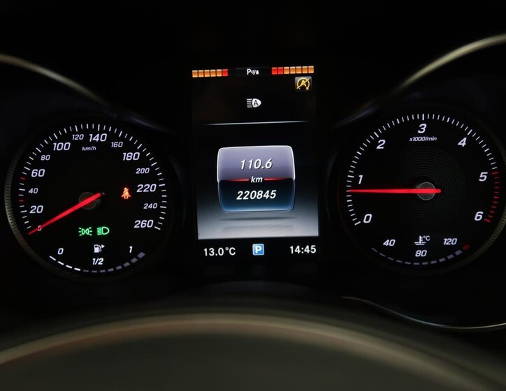 Mercedes-Benz Třídy C Sedan / Limuzína 2,1 l 125 kw