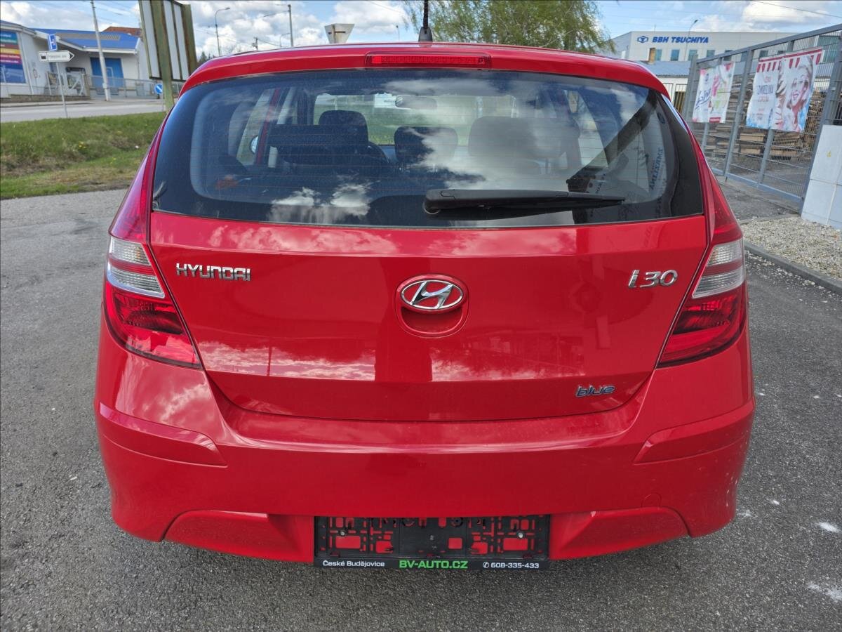 Hyundai i30 Hatchback 1,4 l 77 kw