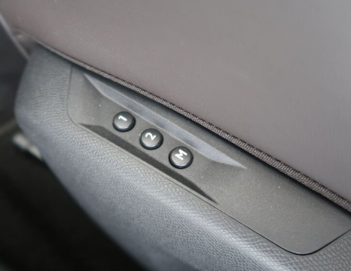 DS Automobiles DS4 Hatchback 1,6 l 132 kw