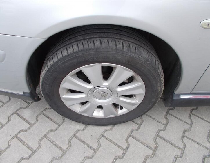 Citroën C5 Sedan / Limuzína 2,0 l 100 kw